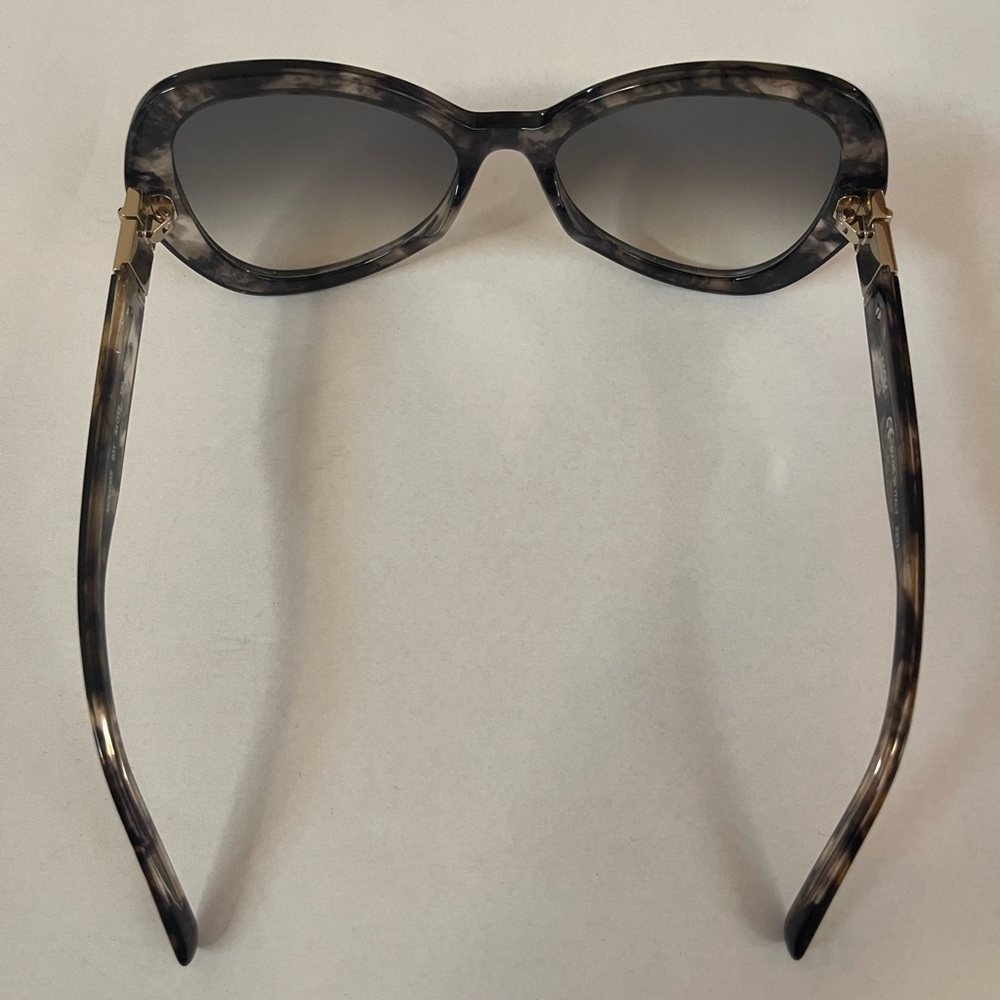 MCM Women's Grey Marble Sunglasses - Picture 4 of 7